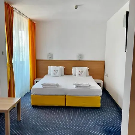 никола Приморско