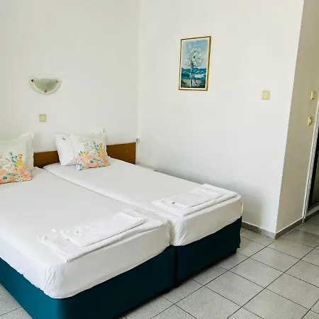 Хотел никола 2*