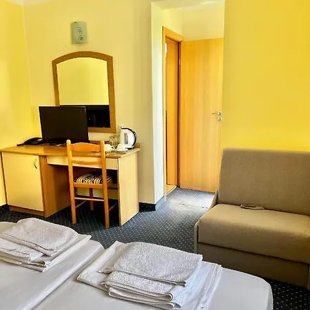 никола Приморско