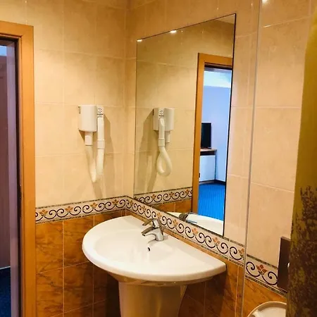 никола 2* Приморско