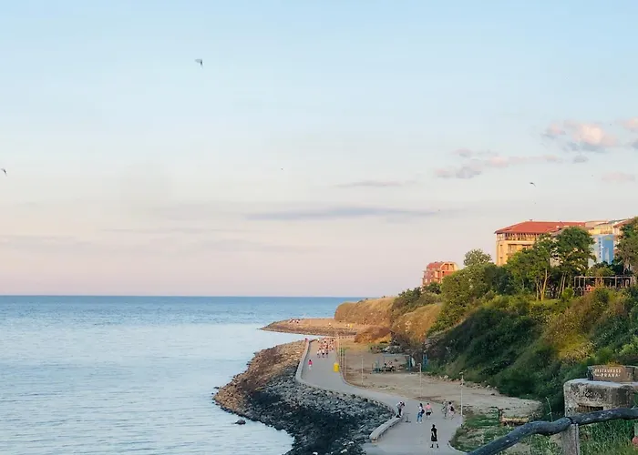 Nikola- Family 2* Primorsko