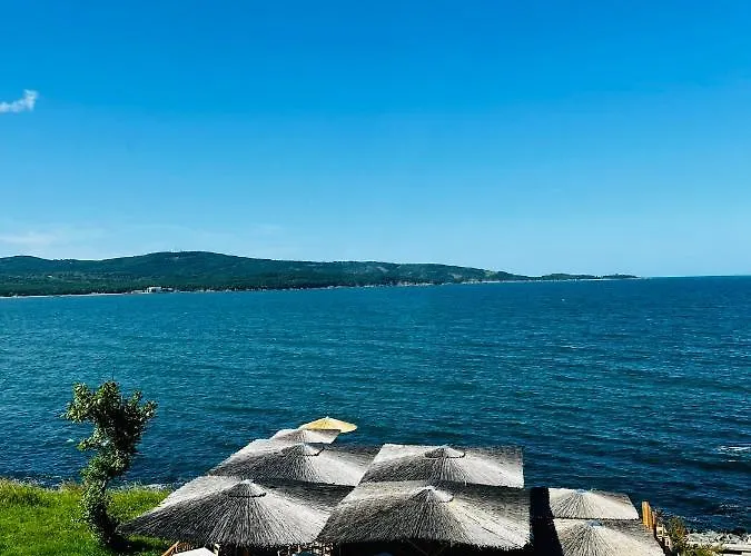 Nikola- Family Hotel Primorsko