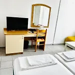 Otel Nikola- Family