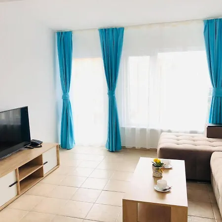 Nikola- Family Hotel