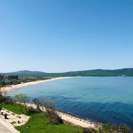 Nikola- Family 2* Primorsko