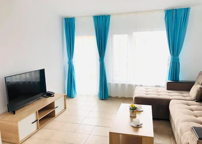 Nikola- Family Hotel