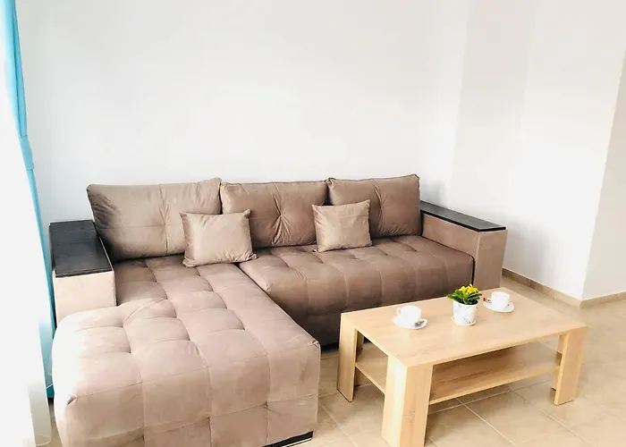 Nikola- Family Hotell 2*